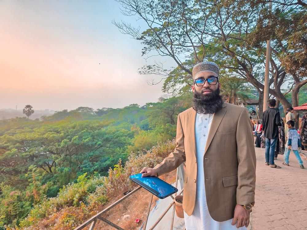 সন্ধ্যার আলোয় একটি মুহূর্ত